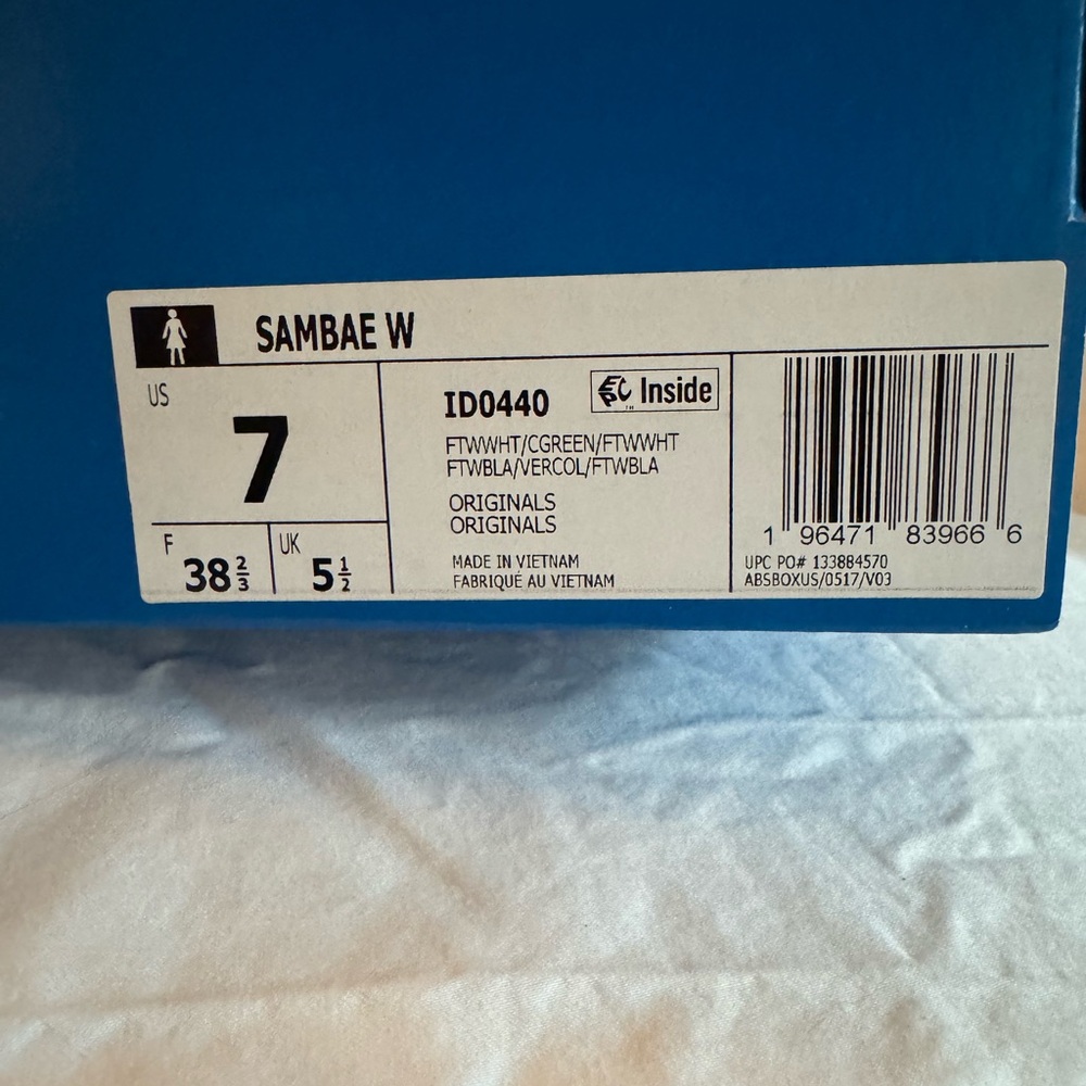 Adidas Women’s White and Green Sneakers - Picture 2 of 6